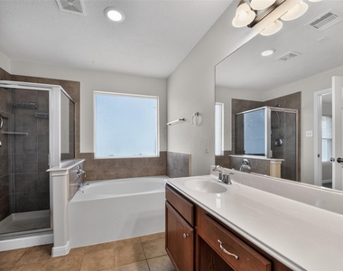 11714 Bollinger Park Court - Photo Thumbnail 27