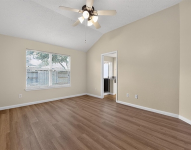 11714 Bollinger Park Court - Photo Thumbnail 7
