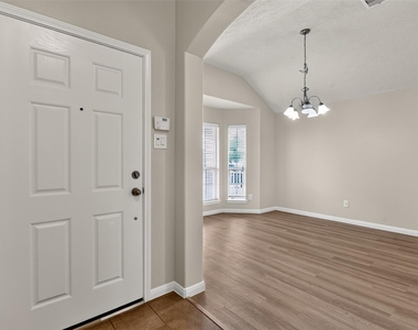11714 Bollinger Park Court - Photo Thumbnail 9