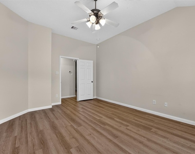 11714 Bollinger Park Court - Photo Thumbnail 25
