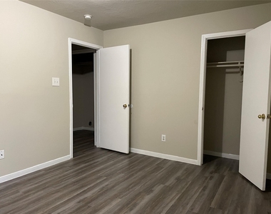 6614 Amberfield Lane - Photo Thumbnail 35