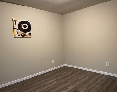 6614 Amberfield Lane - Photo Thumbnail 31