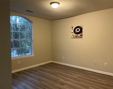 6614 Amberfield Lane - Photo Thumbnail 30