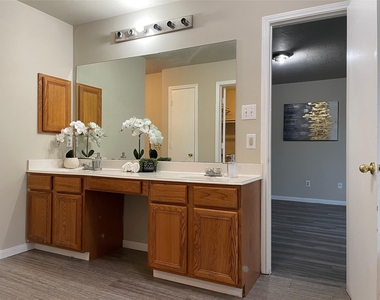 6614 Amberfield Lane - Photo Thumbnail 25