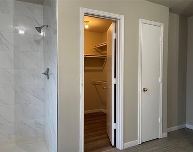 6614 Amberfield Lane - Photo Thumbnail 21