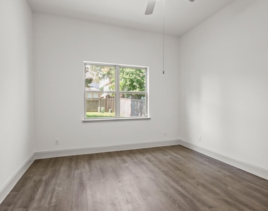 71 Black Swan Place - Photo Thumbnail 11