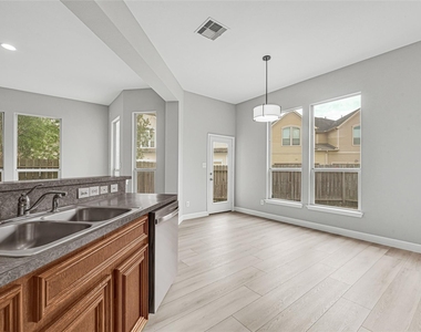 14919 Atmore Place Drive - Photo Thumbnail 5