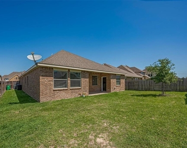 24019 Prairie Glen Lane - Photo Thumbnail 16