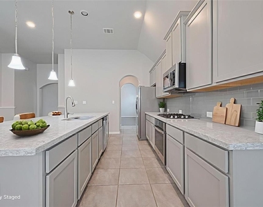 24019 Prairie Glen Lane - Photo Thumbnail 9