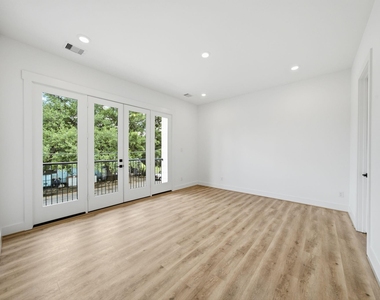 1613 Luzon Street - Photo Thumbnail 13