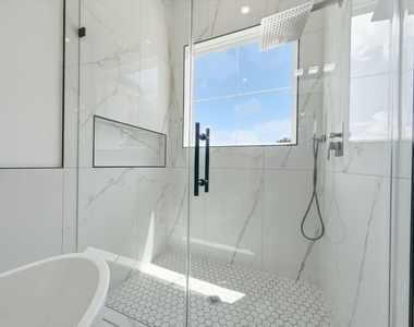 1613 Luzon Street - Photo Thumbnail 18