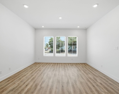 1613 Luzon Street - Photo Thumbnail 26