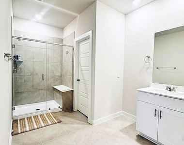14742 Slow River Ave - Photo Thumbnail 9