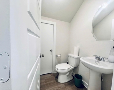 14742 Slow River Ave - Photo Thumbnail 10