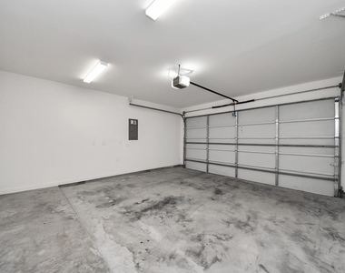2524 Live Oak Street - Photo Thumbnail 30