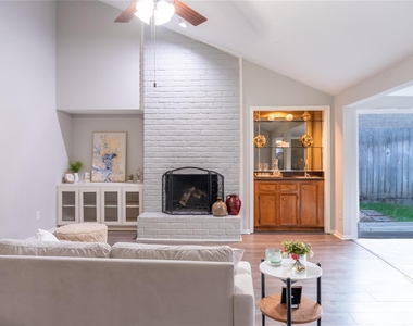 12226 Ravenmoor Drive - Photo Thumbnail 10