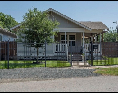 4121 Rusk Street - Photo Thumbnail 2