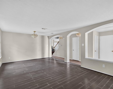 20823 Oak Rain Court - Photo Thumbnail 8