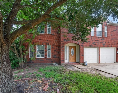 20823 Oak Rain Court - Photo Thumbnail 2