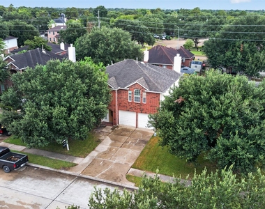 20823 Oak Rain Court - Photo Thumbnail 36