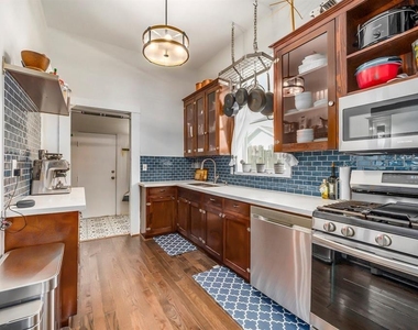 1317 Summer Street - Photo Thumbnail 6