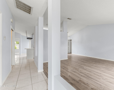 3537 Egret Drive - Photo Thumbnail 2