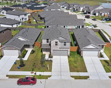 10418 Rocky Trail - Photo Thumbnail 34