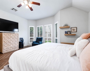 2313 Lilac Breeze Lane - Photo Thumbnail 20