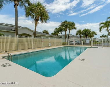 37 Sunset Street - Photo Thumbnail 38