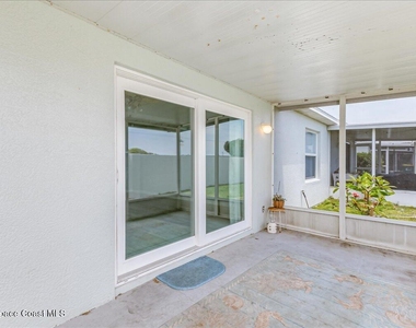 37 Sunset Street - Photo Thumbnail 32