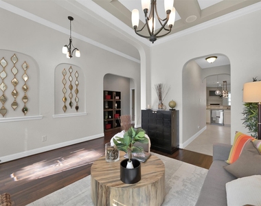 98 Lindenberry Circle - Photo Thumbnail 5