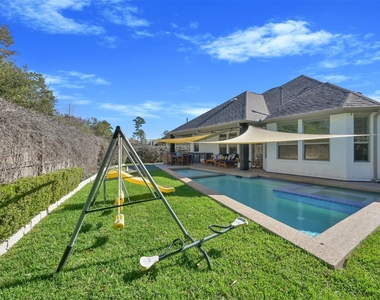 98 Lindenberry Circle - Photo Thumbnail 32