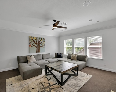 98 Lindenberry Circle - Photo Thumbnail 31