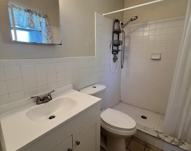 1012 Coronado Drive - Photo Thumbnail 17