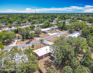 1590 Hilldale Road - Photo Thumbnail 2