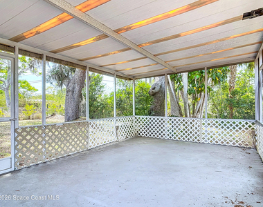 1590 Hilldale Road - Photo Thumbnail 22