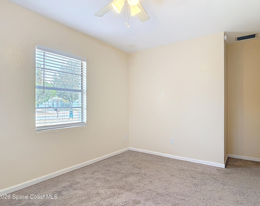 1590 Hilldale Road - Photo Thumbnail 14
