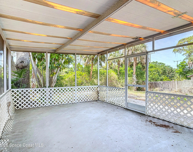 1590 Hilldale Road - Photo Thumbnail 21