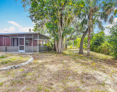 1590 Hilldale Road - Photo Thumbnail 31