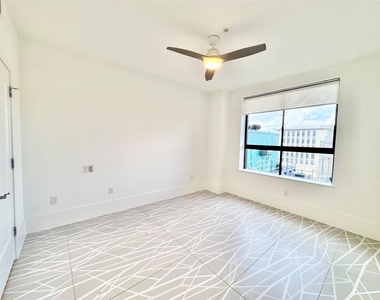 2201 Market Street - Photo Thumbnail 6