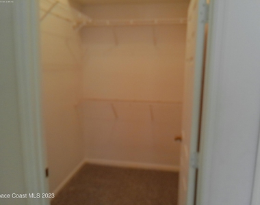 435 Margie Drive - Photo Thumbnail 18