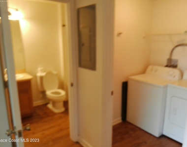 435 Margie Drive - Photo Thumbnail 23