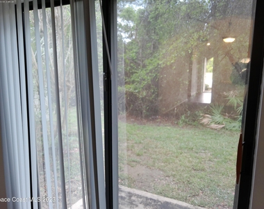 435 Margie Drive - Photo Thumbnail 13