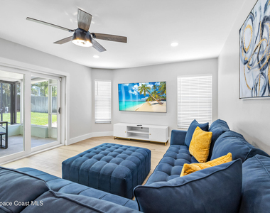 6765 Angeles Road - Photo Thumbnail 11