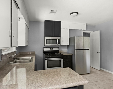 5106 W 43rd - Photo Thumbnail 10