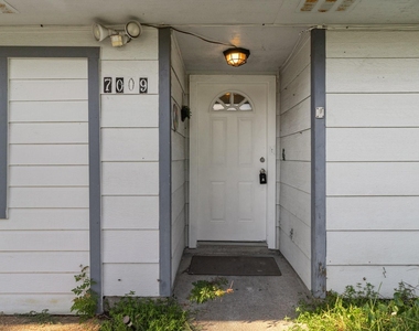 7009 Sprague Avenue - Photo Thumbnail 1