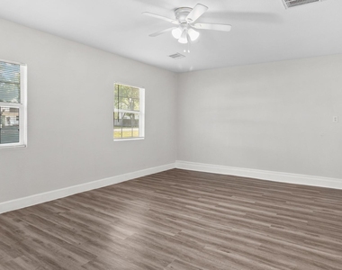 7009 Sprague Avenue - Photo Thumbnail 14