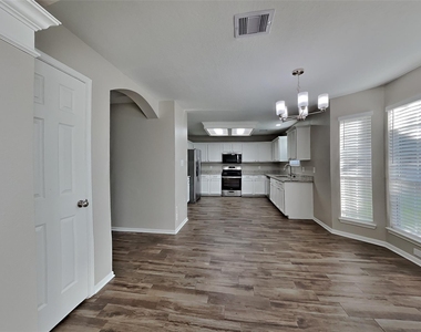 24810 Butterwick Drive - Photo Thumbnail 4