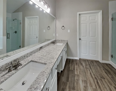 24810 Butterwick Drive - Photo Thumbnail 9