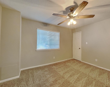 24810 Butterwick Drive - Photo Thumbnail 12